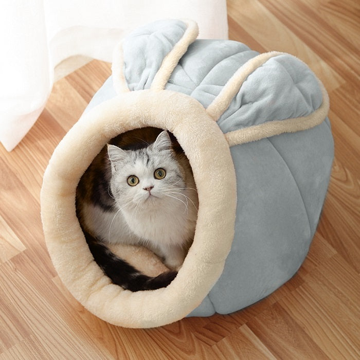 Luxury Enclosed Cat House null